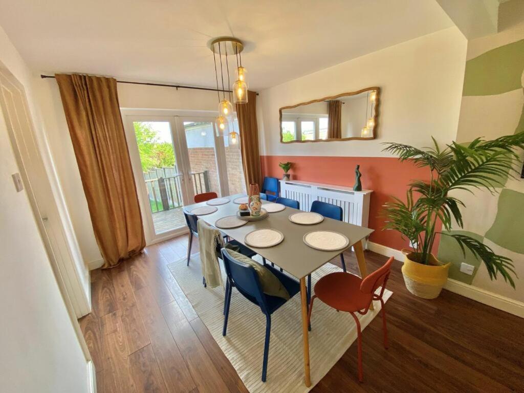 Coventry Huge 4Bed 2Bath Private Parking Nec By Empower Homes 外观 照片